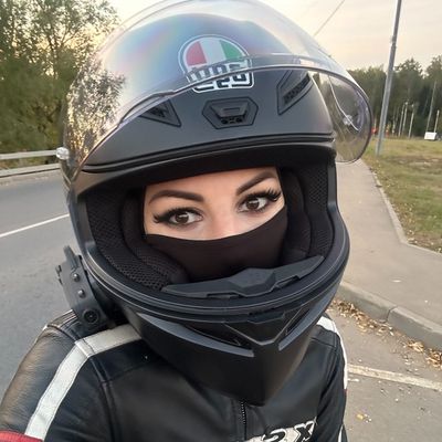 moto_stasya avatar